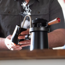 Flair Wizard steamer - spumant de lapte